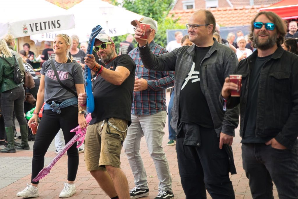 FB_IMG_1756047727059-1024x683 Rockschoppen 2025